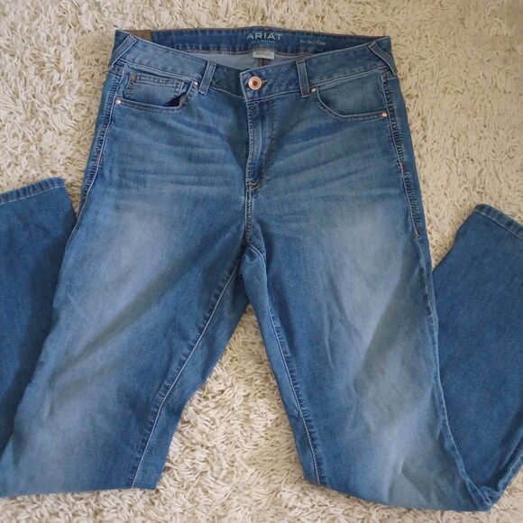 Ariat Women’s Jeans 32R Perfect Rise Bootcut Blue Stretch Denim Western Mid Rise - Picture 3 of 10